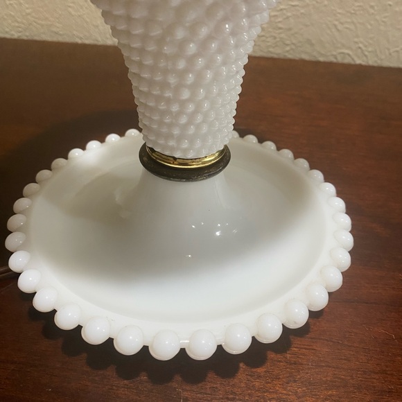 Vintage, Hobnail Milk Glass Table Lamp with a Crumpled Ruffled Edge - Picture 2 of 11